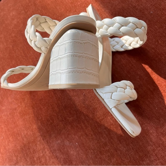 Dolce Vita Braided Snakeskin Block Heel - Picture 5 of 6